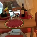 Km Apartments