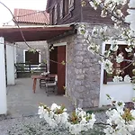 Arachova Houses