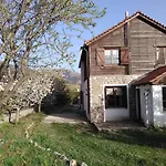 Arachova Houses