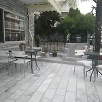 Giannis Hotel