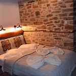 Fyloma Villa With 5 Bedrooms