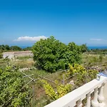 Villa Phoenica