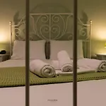 Electra Apartments & Studios