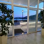 Vari Beach Hotel