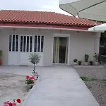 Helen\'S Cottage
