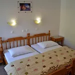 Hotel Theo