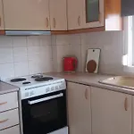 Azalia Apartments By Travelpro Services Nea Moudania Halkidiki