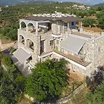 Ellinas Homes