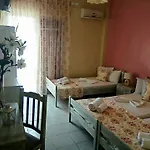 Foteini Rooms