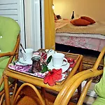 Mary\'S Beach Apartment