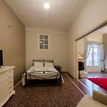 Ev Zin Apartement Dafnon