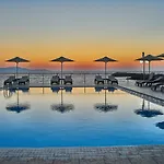 Nanakis Beach Apartments