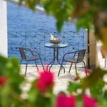Villa Apoplous With Pool