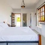 Takiss Rooms