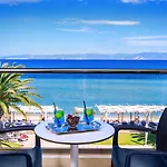 Socrates Plaza Hotel