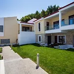 Elpiniki Luxury Apartments