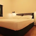 Eva \'S Paradise