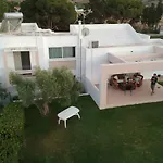 Villa Leonidas