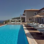 Serenus Luxury Villa