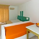 Trianta Hotel Apartmentos