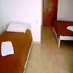Leonidas Studios & Apartments