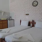Agios Stefanos Studios & Apartments