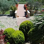 Guesthouse Opos Agapate