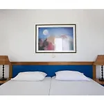 Smaragdi Hotel