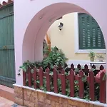 Melissa II Hotel
