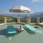 Apartment Hotel Irida