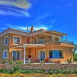 Discrete Villa Episkopi