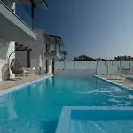 White Pearl Luxury Villas