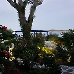 Nissiotiko Hotel