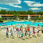Golden Coast Hotel & Bungalows
