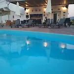 River\'S Apartments