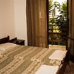 Nikiforos Apartments