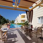 Lambrinos Suites