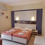 Planos Beach Aparthotel
