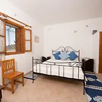 Hermes Apartment