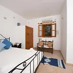 Hermes Apartment