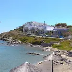 Ntafos Art Seaside Studios