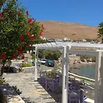 Ntafos Art Seaside Studios