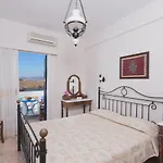 Yalos Rooms