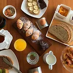 Alexakis Hotel & Spa