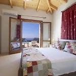 Villa Annita, Sea Views, Private Pool, Tzamarelata Fiskardo