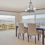 Lux Sea View Apartment