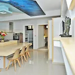 Lancaster Mansion By Travelpro Services Fourka Halkidiki