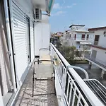 Themis 40 Steps From Beach
