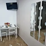 A-George Apartments By The Sea And Airport