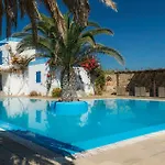 Amfitrion Hotel